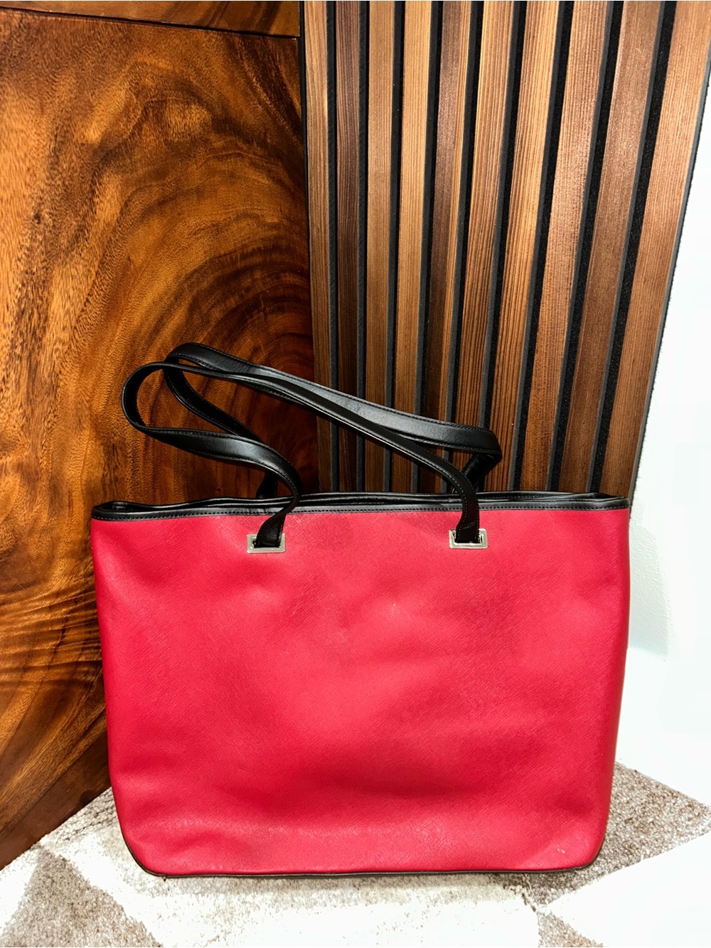 Lo & Sons Red Tote with Black Trim and Straps Laptop Travel Tote Shoulder Bag